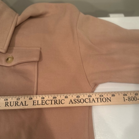 Women’s Shacket Light Pink Cozy Soft Fall Layer Neutral Staple Versatile Size M - Picture 3 of 9